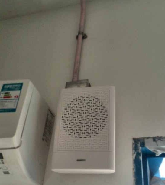 貴州消防廣播采用24V電壓時(shí)，是否可與其他消防信號線路共線槽敷設(shè)？